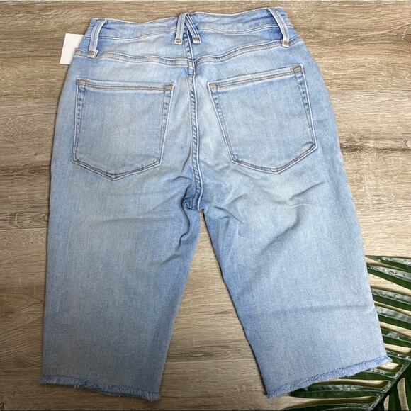 Good American High Waist Bermuda Shorts B3… - Picture 7 of 8